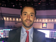 Alfonso L.Corcuera obtiene Mención Honorífica en el Premio de Mercados Financieros 2016 Alfonso L.Corcuera obtiene Mención Honorífica en el Premio de Mercados Financieros 2016