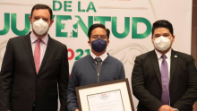 Jorge Hiram Arroyo Almeida recibió Premio Estatal de la Juventud en Zacatecas