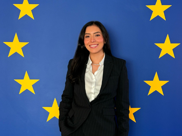 Regina Ortíz García Regina Ortíz García